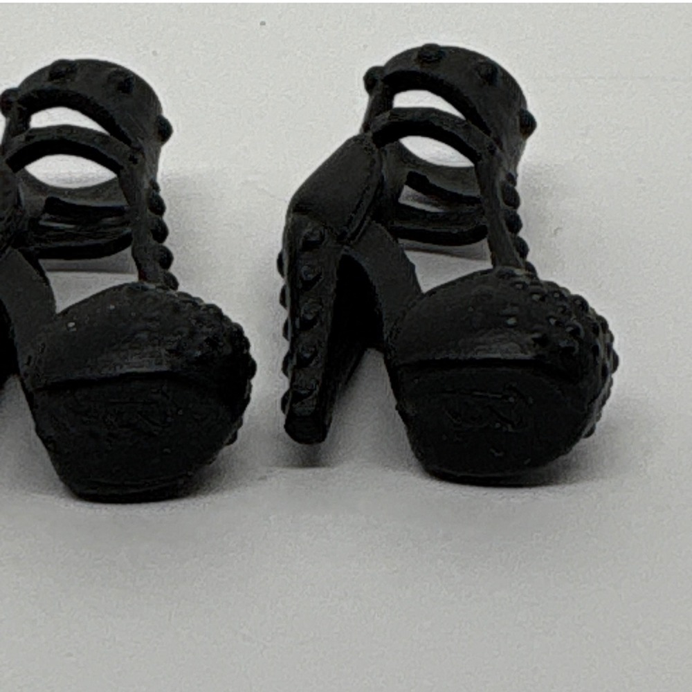 Vintage Barbie Doll Shoes Black Studded Platform Heels Accessories - Picture 6 of 9
